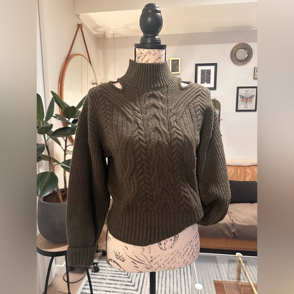 NWT Express Olive Green Cable Knit Sweater with Shoulder Cutouts - Size XS - Picture 2 of 10